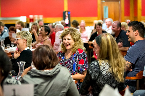 ©Roslyn Budd - www.buddphotography.com.au
