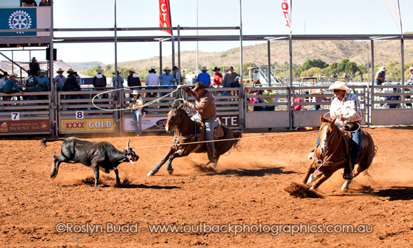 ©Roslyn Budd - www.buddphotography.com.au