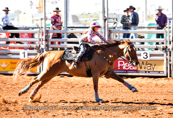 ©Roslyn Budd - www.buddphotography.com.au