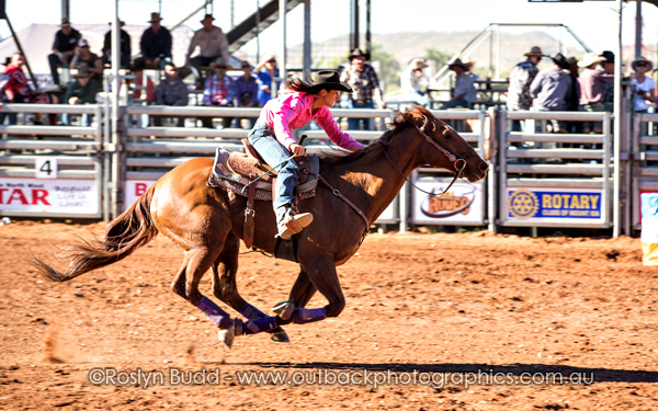 ©Roslyn Budd - www.buddphotography.com.au