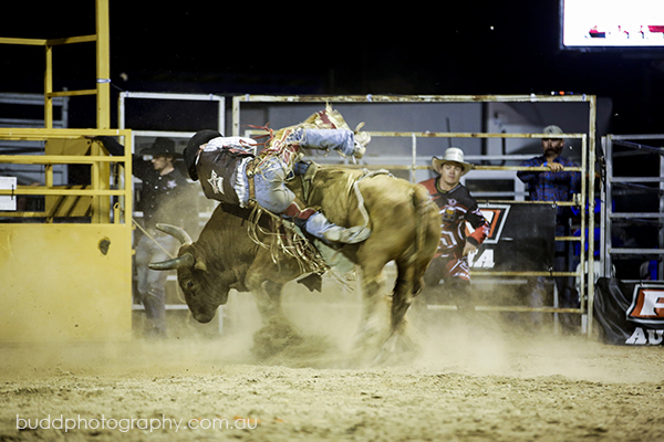 ©Roslyn Budd - www.buddphotography.com.au