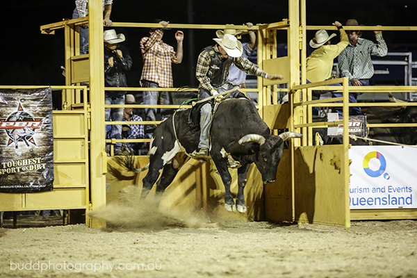 ©Roslyn Budd - www.buddphotography.com.au