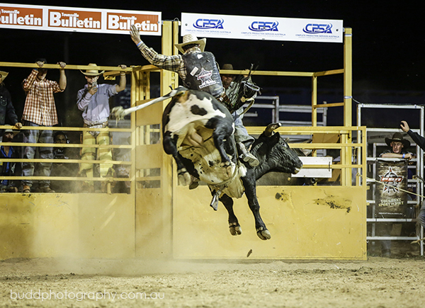 ©Roslyn Budd - www.buddphotography.com.au