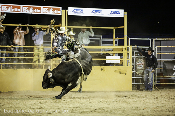 ©Roslyn Budd - www.buddphotography.com.au