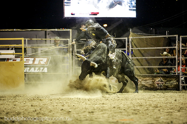 ©Roslyn Budd - www.buddphotography.com.au