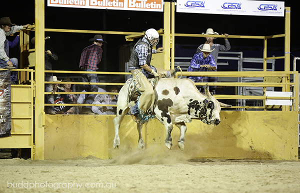 ©Roslyn Budd - www.buddphotography.com.au