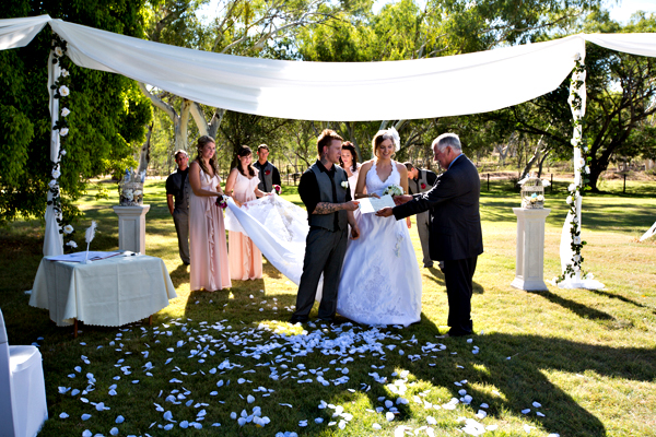 ©Roslyn Budd - www.buddphotography.com.au