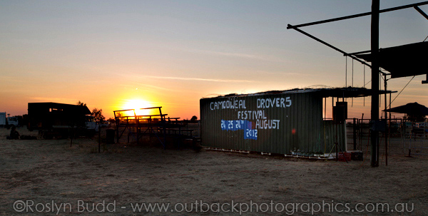 ©Roslyn Budd - www.buddphotography.com.au