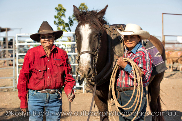 ©Roslyn Budd - www.buddphotography.com.au