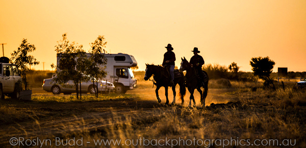 ©Roslyn Budd - www.buddphotography.com.au