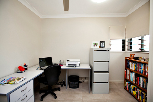 ©Roslyn Budd - www.buddphotography.com.au