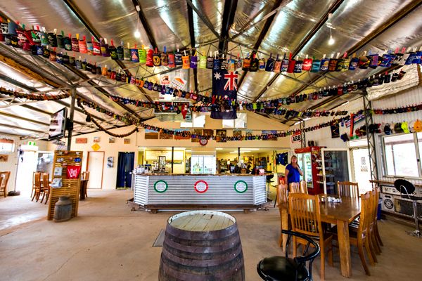 ©Roslyn Budd - www.buddphotography.com.au