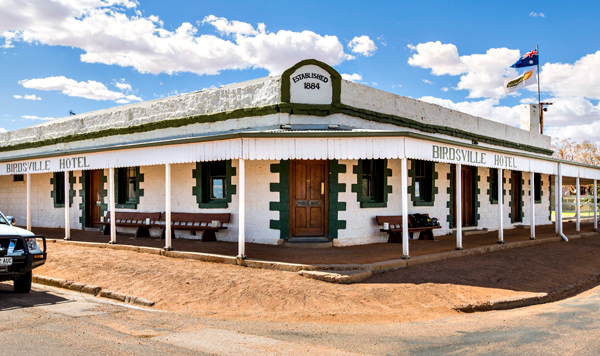 ©Roslyn Budd - www.buddphotography.com.au