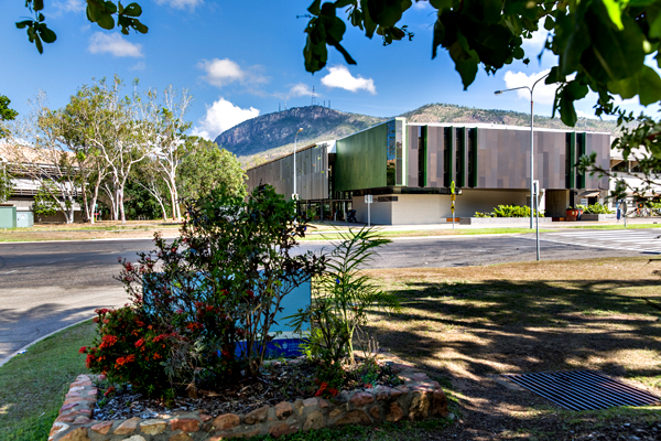 ©Roslyn Budd - www.buddphotography.com.au